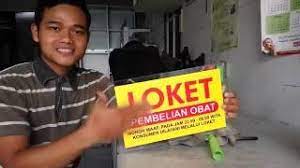 Cara melepaskan stiker dari plastik. Tutorial 7 Langkah Pasang Stiker Di Akrilik Dengan Mudah Youtube