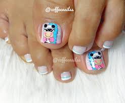 Es por esto que les traemos imagenes con bellos diseños de decorados de uñas para pies con flores y mariposas, especiales. Pin De Ana Milena Franco En Unas Decoradas Con Munecos Disenos De Unas Atrapasuenos Arte De Unas De Pies Unas Pies Decoracion