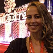 Lisa Heckl Privat Das Ist Die Schone Freundin Von Moderator Frank Buschmann News De