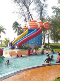 De rhu beach resort is located at 152, sungai karang, 8.4 miles from the center of kuantan. Online Booking De Rhu Beach Resort Kuantan Pahang Shopee Malaysia