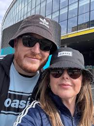 Something so special and exciting about today! Literally so excited. Have a  blast everyone !!!