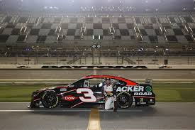 Nascar owns and assigns car numbers to an owner(s). 2021 Daytona 500 Driver And Car Images Jayski S Nascar Silly Season Site