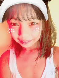 Maxine Ortiz (@MaxineO00900558)