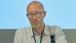 Zdrada dyplomatyczna. Rozmowa z PIOTREM CHLEBOWICZEM