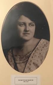 Naomi Dugan's Instagram, Twitter & Facebook