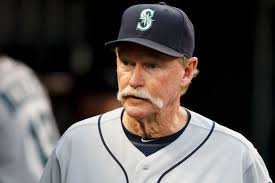 Mariners' Felix Hernandez records only one out against Astros