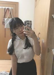 真实眼镜妹男友把她照片流出[4V多P 550M] 【pikpak+ed2k】 - 国产视频- 司机社-  求出处?找番号?来这里！老司机云集之地，司机的蜕变之路！