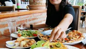 Jika tidak menyukai susu, yoghurt juga bisa anda gunakan sebagai pengganti. 13 Makanan Yang Harus Dihindari Penderita Hipertensi Gaya Tempo Co