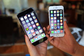 Das iphone 6s gibt es auch als phablet mit größerem display in der ausführung iphone 6s plus. First Weekend Sales Of Apple S Iphone 6 Models Top 10 Million The New York Times