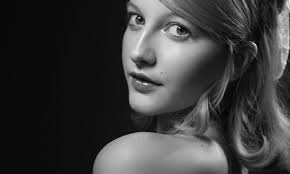 Rising Stars: Meet Ivy James of Los Angeles