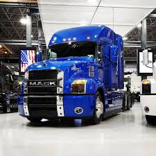 Volvo Vnl 860 On Instagram Big Mack Truck Big Rig Trucks Big Trucks