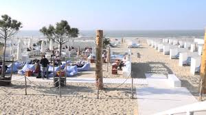 Buchen sie dieses erstklassige hotel in blankenberge, belgien. Karma Beach Strand Bar Te Blankenberge Youtube