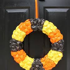 This works on every single wreath frame. 15 Diy Halloween Wreath Ideas