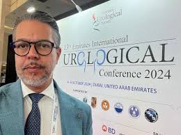 L'urologo Mario Falsaperla vincitore alla 13a Conferenza Urologica  Internazionale degli Emirati per il miglior video alle prestazioni  innovative per il futuro. » News