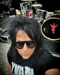 Sad to hear of Joe Flaherty's passing. I absolutely loved SCTV in the late  70s and early 80s. Joe's Count Floyd was a big fave. Any show that would  have the Plasmatics