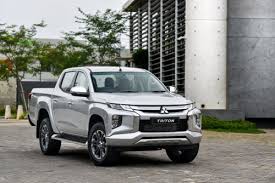 The new triton is priced from rm100k and available with a choice of five variants and four colours. Mitsubishi Triton 2019 Facelift Review