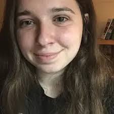 Sarah Kalbach's Instagram, Twitter & Facebook