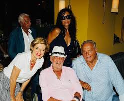 We did not find results for: Laura Et Gerard Honores D Avoir Recu Jean Paul Belmondo Accompagne De Carlos Sotto Mayer Et Alain Belmondo Picture Of Da Laura Mougins Tripadvisor