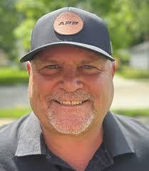 Michele Baumgardner's Instagram, Twitter & Facebook