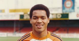 BRIAN STEIN TO JOIN HATTERS HERITAGE ROADSHOW THIS SUNDAY