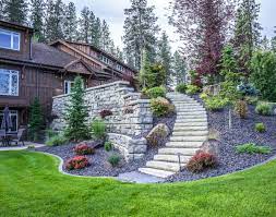 In this video, learn the basics of building a retaining wall. 21 Practical Retaining Wall Ideas For Extra Curb Appeal Lawnstarter