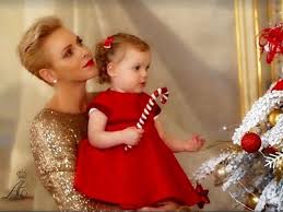 Sie muss zunächst weiter in südafrika bleiben. Princess Charlene Of Monaco And Her Daughter Gabriella Royal Royalty Monegasqueprincelyfamily Princesscharlene Prinzessin Charlene Prinz Albert Kinder
