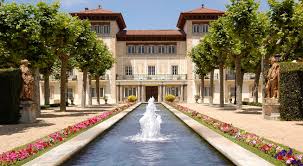 Bonito piso situado en la calle rosselló. Barcelona Convention Bureau