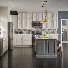 Thomasville Classic Camden 14 1 2 X 14 1 2 In Cabinet Door Sample In Maple Fossil 772515411458 The Home Depot Kitchen Cabinet Styles Kitchen Remodel Small Kitchen Inspiration Design