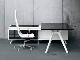 Bis zu 40% reduziert günstige schreibtische online kaufen › tolle angebote schreibtische sale schnäppchen auf sale % Frezza Dr Executive Schreibtisch Mit Sideboard Weiss Und Glasplatte Schwarz Eckschreibtische Arbeitsplatz Burotische Alle Buromobel 4bueromoebel De