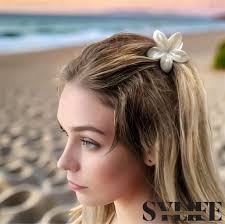 Elegant Flower Hair Claws