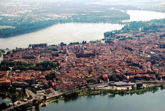 Mantova festeggia i legami con il Giappone tra musica jazz e Teatro Nō tradizionale