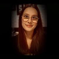 Alana Dunn's Instagram, Twitter & Facebook