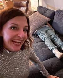 Sandra Seeley's Instagram, Twitter & Facebook