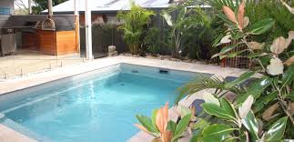 Freeform pools comprise everything else (oval, amoeba, and curvy shaped pools are all freeform). Plunge Pools Know About Australia S Favourite Small Pools