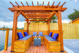 Maybe you would like to learn more about one of these? 5 Star Pergola Dine On Sun Splashed Luxury Deck Holiday Home Fort Lauderdale