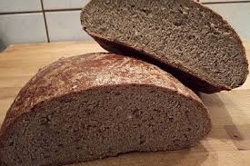 Roggenbrot Ohne Sauerteig Von Isnogud12 Chefkoch Rezept Brot Selber Backen Rezept Roggenbrot Brot Backen Rezept Einfach