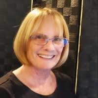 Donna Dileo's Instagram, Twitter & Facebook