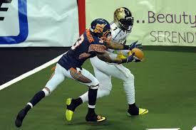 Outlaws lose QB, fall in early hole again in loss to Shock