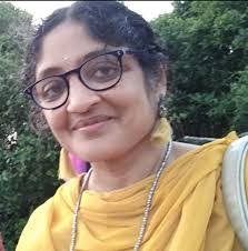 Betsy Paul's Instagram, Twitter & Facebook