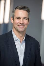 Travis Rodgers's Instagram, Twitter & Facebook