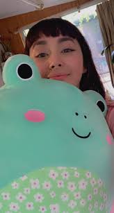 So excited about my new frog squish 🐸💚