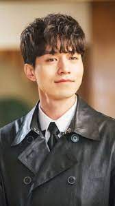 Dàn diễn viên chính thường xuyên được dân tình bàn tán dù đã 4 năm trôi qua. Lee Dong Wook Wallpaper Tumblr Lee Dong Wook Lee Dong Wook Wallpaper Lee Dong Wook Goblin