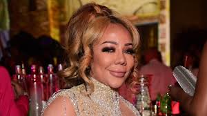 Tiny Harris is TURNIN' heads online after showing off her new hair &  flawless face glam! 👀💁🏾‍♀️ PHOTOS & reactions:  https://theshaderoom.com/tiny-harris-turns-heads-online-new-hair-ocean-locs-flawless-face-makeup-glam-photo/?utm_source  ...