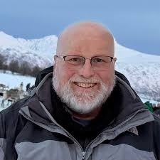 Y'all. I've finally figured it out. JD Vance looks like a cabbage patch  doll with facial hair, and I cannot unsee it now.