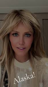 #somuchfun #alaska #lauradunn #laurajonesdunn #love #cutyoulikeaknife #wind  #glacier #hubbardbay @Cecilia Genlux