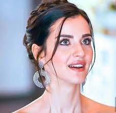 pin by neto on sen anlat karadeniz turkish beauty beauty perfect couple