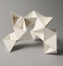 Origami Architecture Geometry Paper Sculptures 54 Ideas Kunstunterricht Architektur Architecture Architektur Temel Sanat Soyut Heykel Mimari Modeller