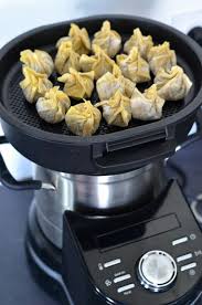 Ravioli Chinois A La Vapeur Au Poulet Et Au Citron Recette Tangerine Zest Recette Recettes De Cuisine Recette Ravioli Cuisine Asiatique