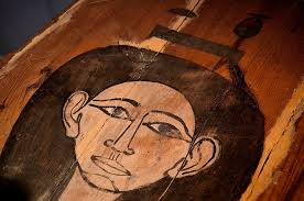 Wooden sarcophagus background with the Nut goddess. Late Era. Egyptian  Museum in Barcelona : r/OutoftheTombs