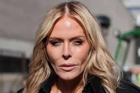 Adele has been BANNED from eating curry